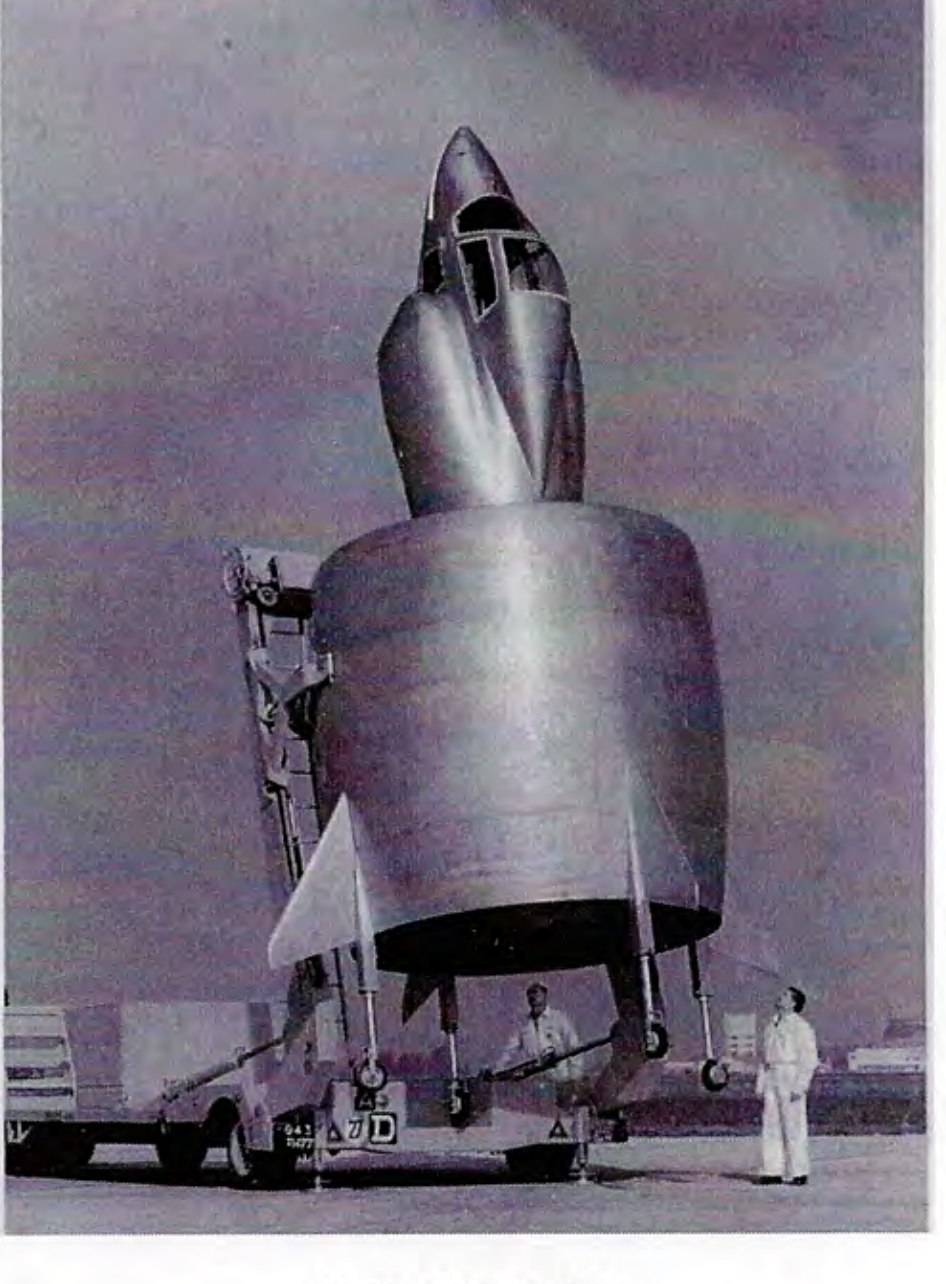 The Coléoptère C&nbsp;450 on its transport and launch cart, SNECMA prototype, spring 1958